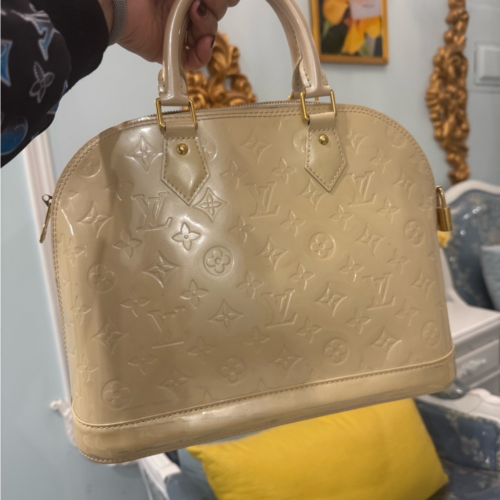 Louis Vuitton Glossy Beige Satchel